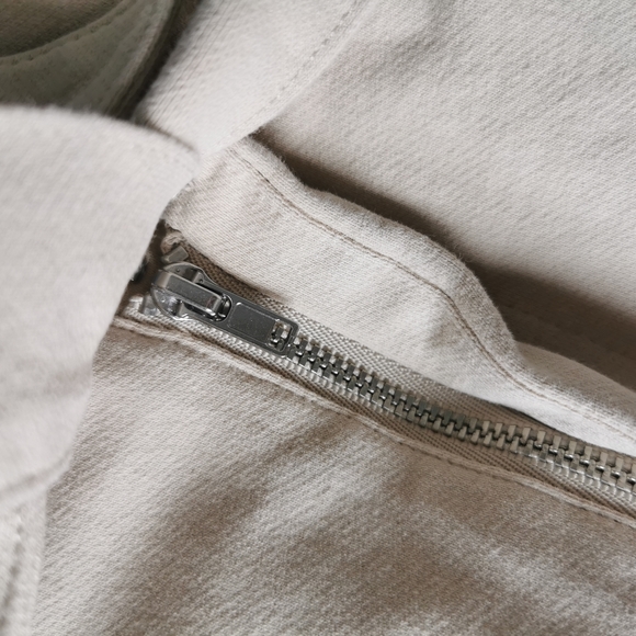 H&M beige high waisted tie shorts in XS - Picture 4 of 4